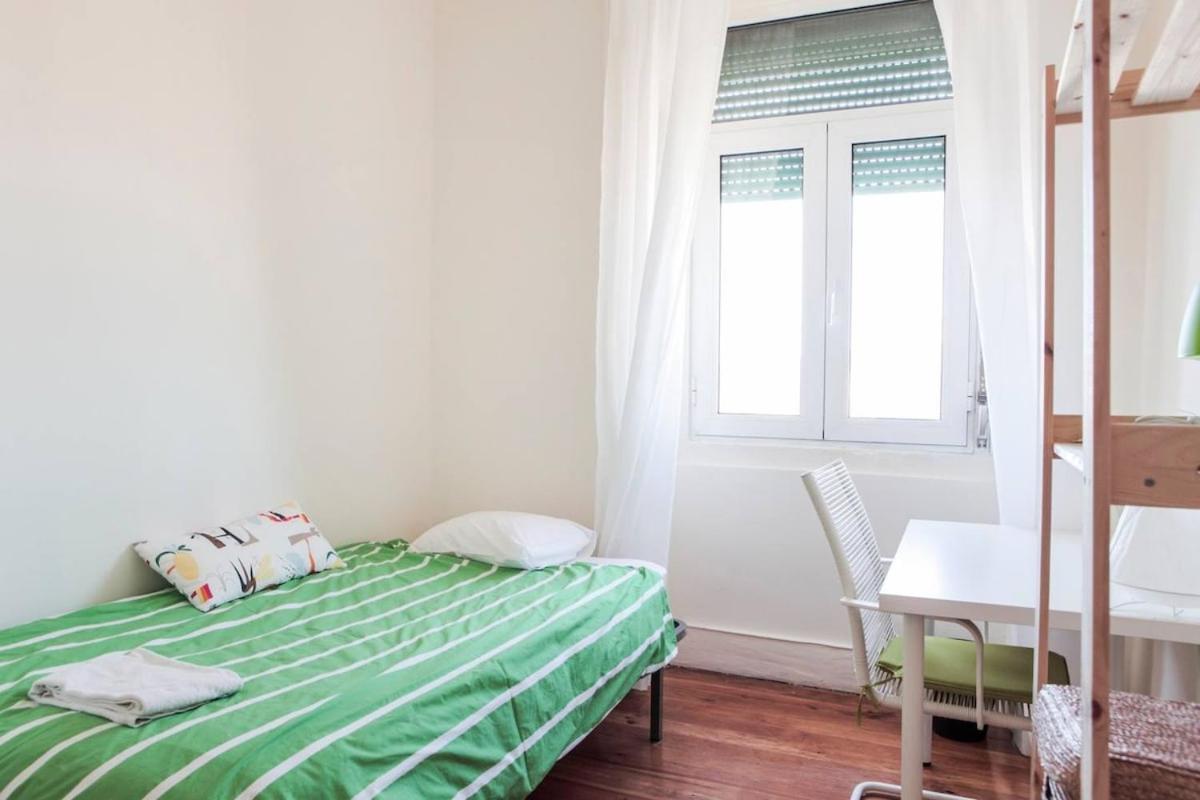 Apartment Anjos Flat With 5bd Lissabon